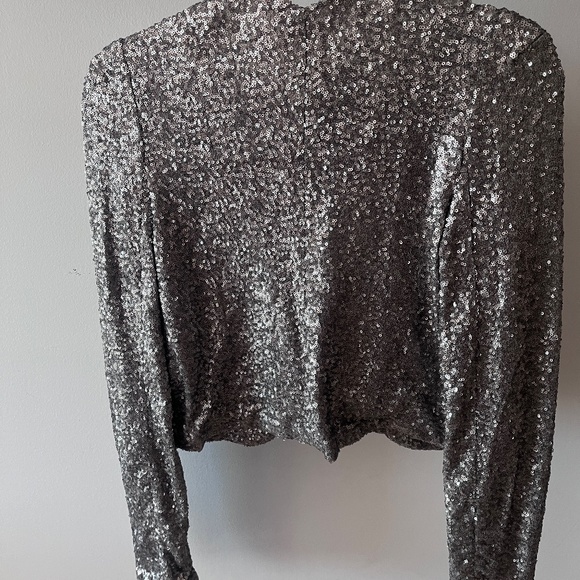 Silver gun mental sequinned blazer, size medium, cropped - Picture 3 of 3